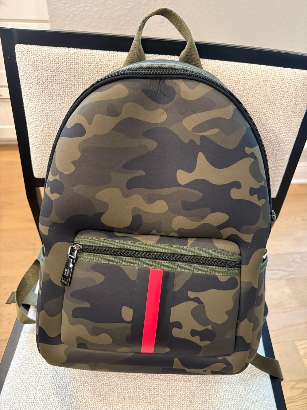 HAUTE SHORE Camo Backpack with Red Stripe